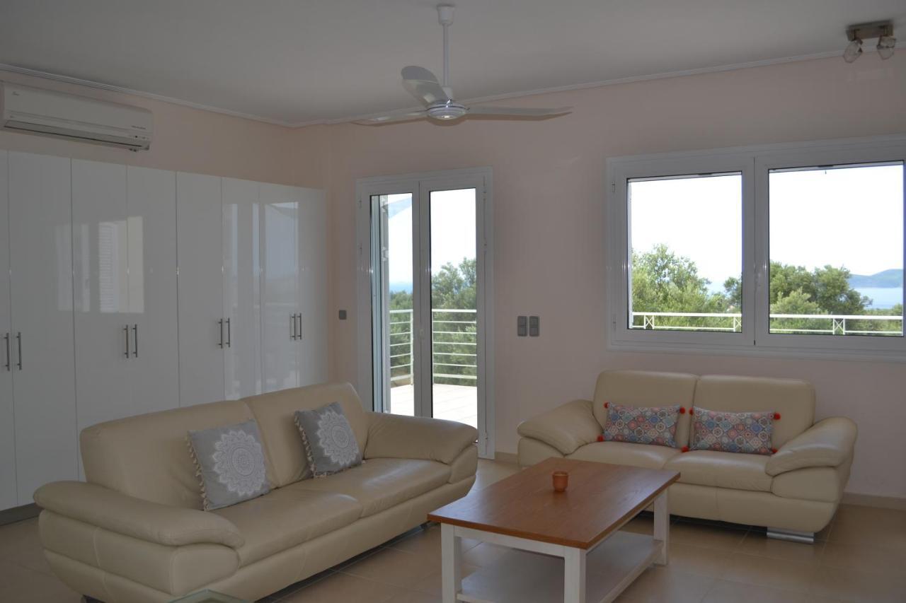 Villa Emma - Kamaria Home With Stunning Sea Views Bagian luar foto